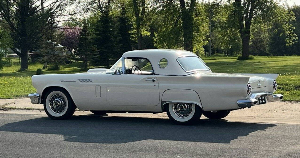 1957 Ford Thunderbird 2