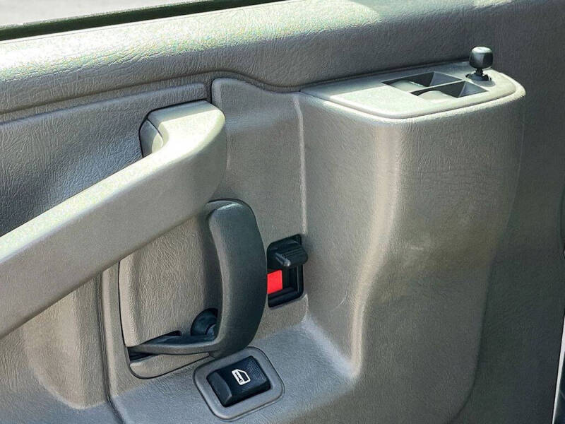 2024 Chevrolet Express 2500