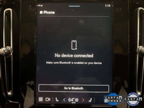 2025 Volvo XC40 B5 Plus Bright Theme