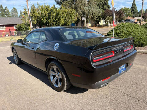 2015 Dodge Challenger SXT
