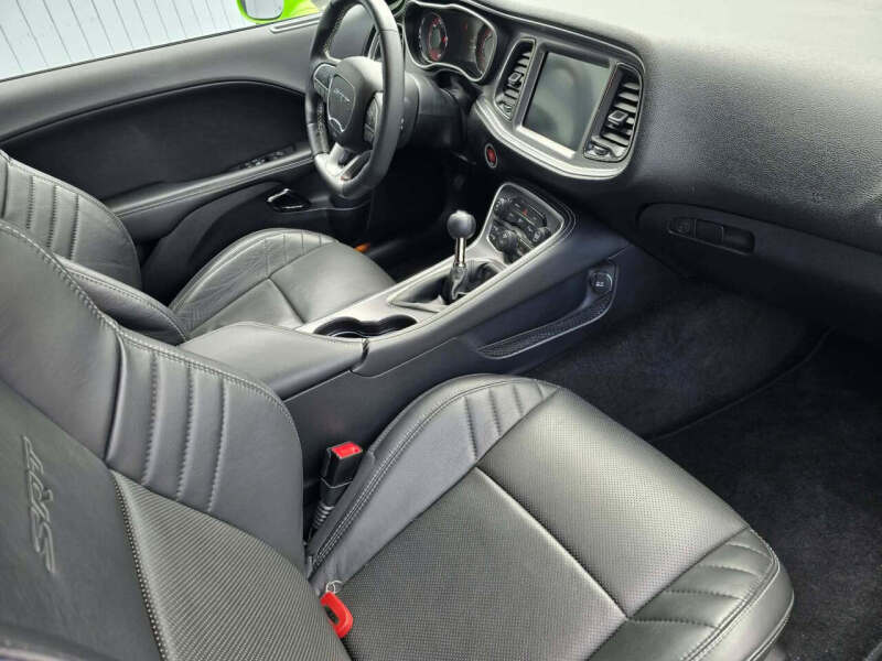 2015 Dodge Challenger SRT Hellcat
