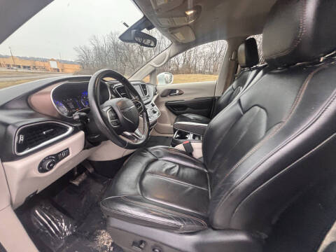 2018 Chrysler Pacifica Touring L