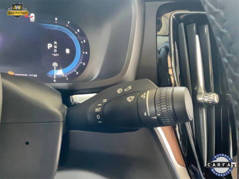 2024 Volvo S60 B5 Plus Dark Theme