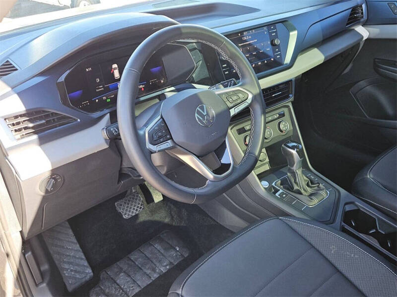 2022 Volkswagen Taos SE