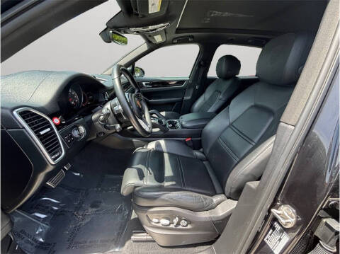 2019 Porsche Cayenne S