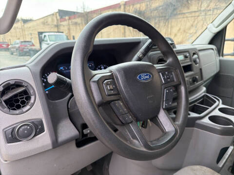 2021 Ford E-Series E-350 SD