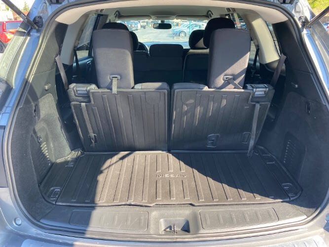 2020 Nissan Pathfinder SV