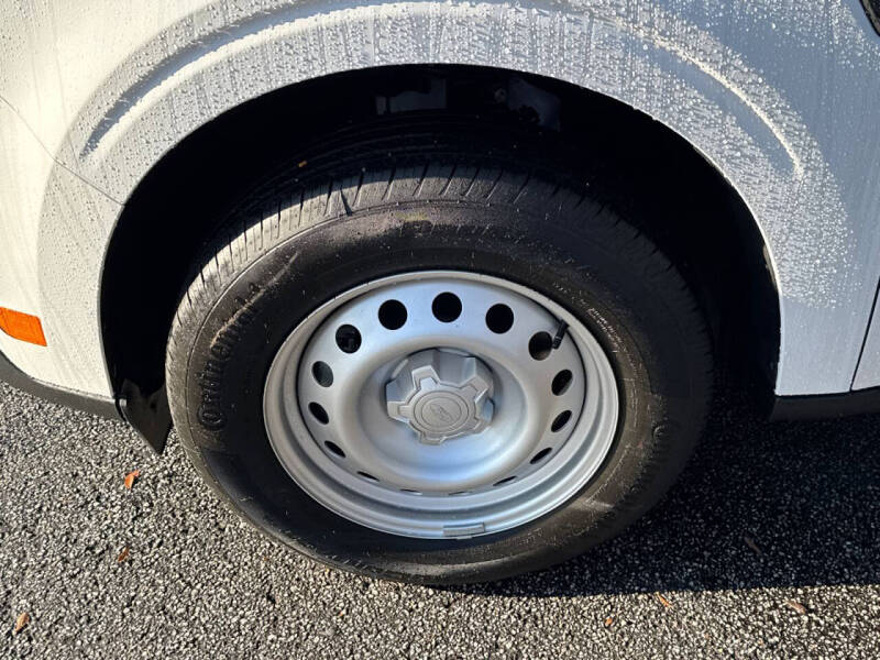 2025 Ford Maverick XL