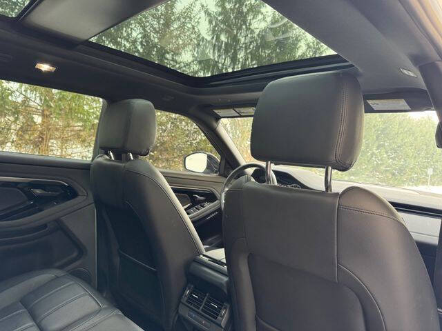 2023 Land Rover Range Rover Evoque P250 R-Dynamic SE