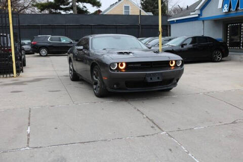 2017 Dodge Challenger for sale at F & M AUTO SALES in Detroit MI