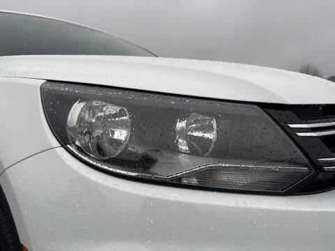 2018 Volkswagen Tiguan Limited 2.0T 4Motion