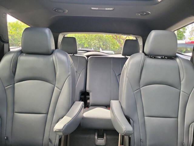 2023 Buick Enclave Premium