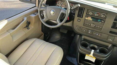 2025 Chevrolet Express 2500