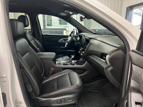 2022 Chevrolet Traverse LT Leather