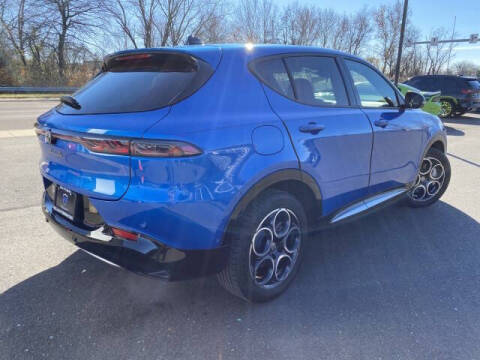 2024 Alfa Romeo Tonale Hybrid Ti