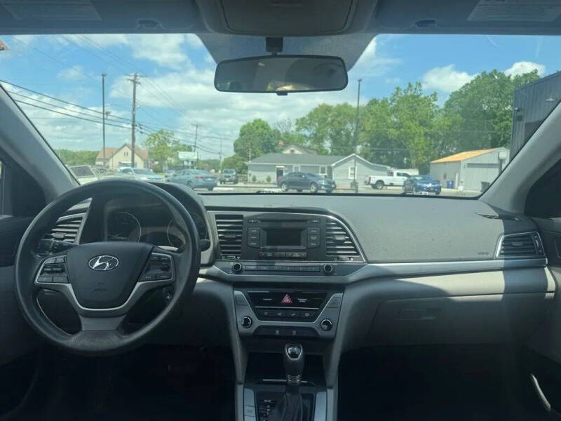 2017 Hyundai Elantra