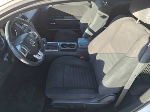 2013 Dodge Challenger SXT