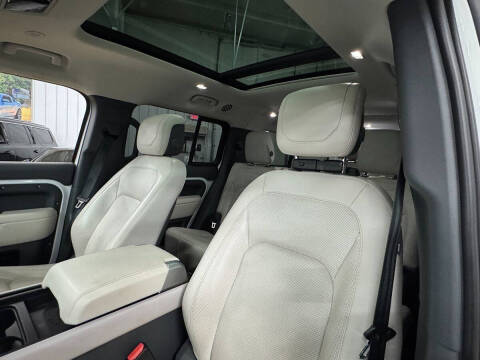 2023 Land Rover Defender 130 First Edition