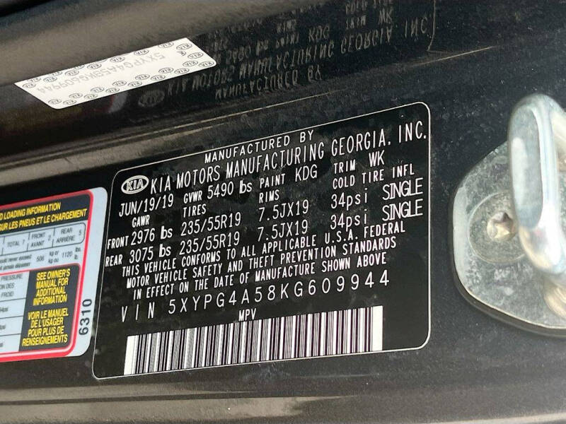 2019 Kia Sorento S V6