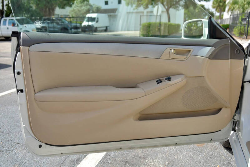 2008 Toyota Camry Solara SE V6