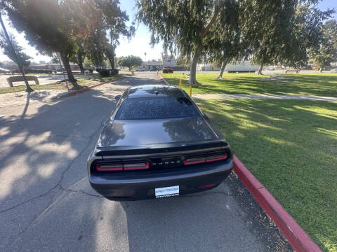 2017 Dodge Challenger