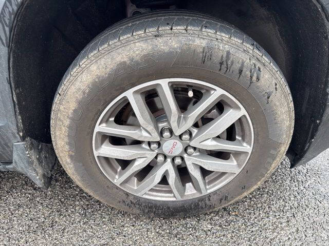 2017 GMC Acadia SLE-2