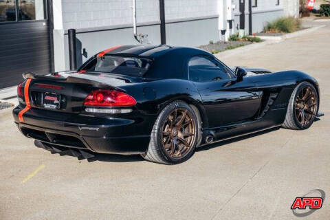 2004 Dodge Viper SRT-10