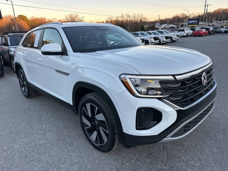 2025 Volkswagen Atlas Cross Sport SE