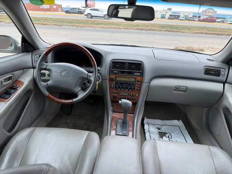 2001 Lexus ES 300
