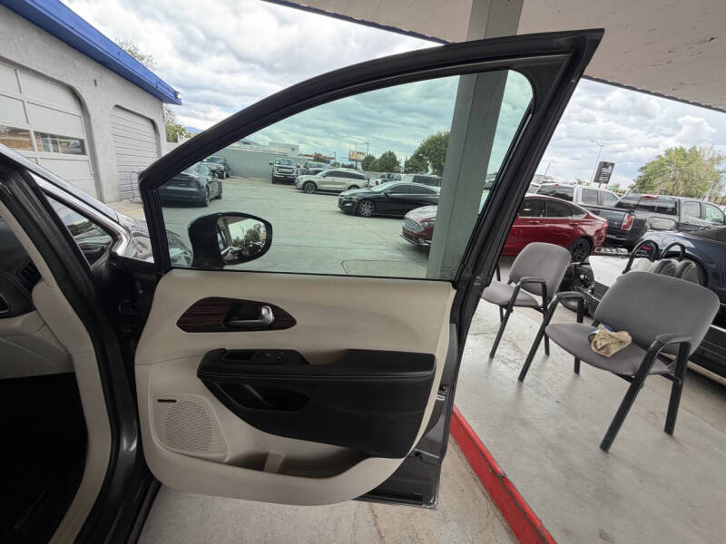 2021 Chrysler Pacifica Hybrid Limited