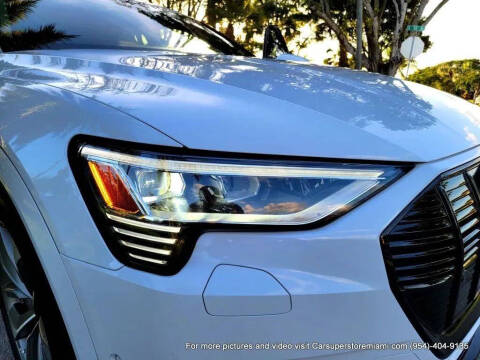 2021 Audi e-tron quattro Premium Plus