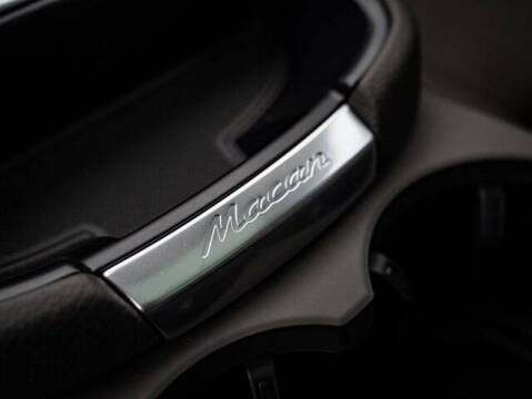 2025 Porsche Macan S