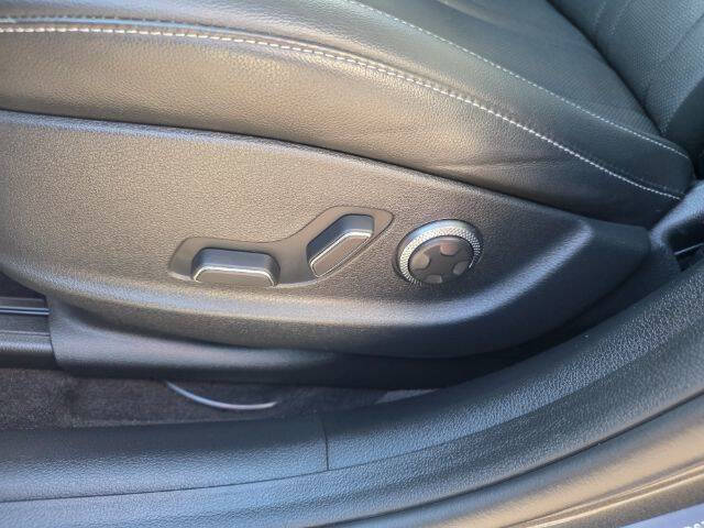 2023 Genesis G80