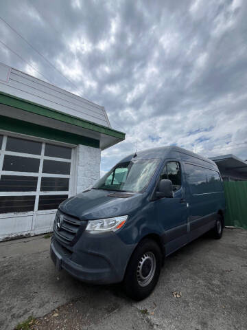 2019 Mercedes-Benz Sprinter for sale at Auto Outlet Inc. in Houston TX