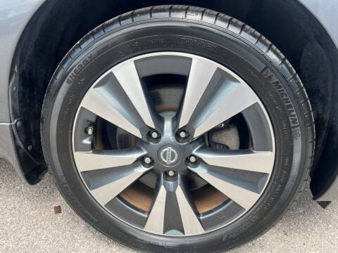 2017 Nissan LEAF SL