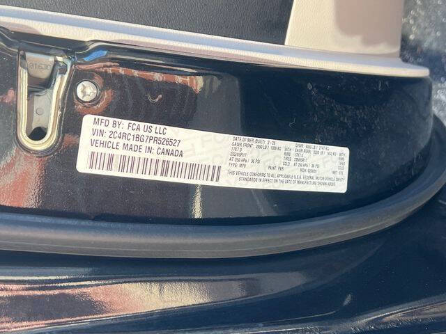 2023 Chrysler Pacifica Touring L