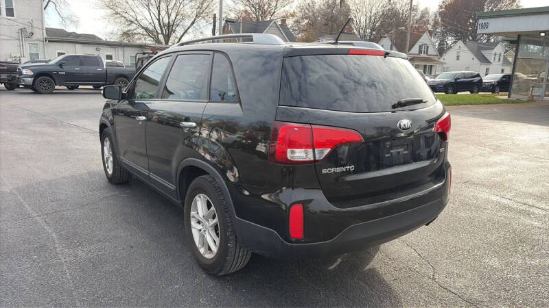 2014 Kia Sorento LX