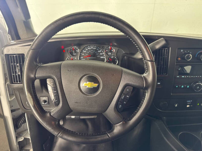 2020 Chevrolet Express 2500