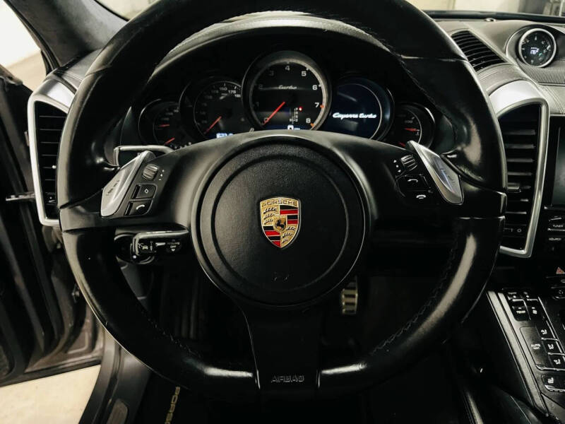 2012 Porsche Cayenne Turbo