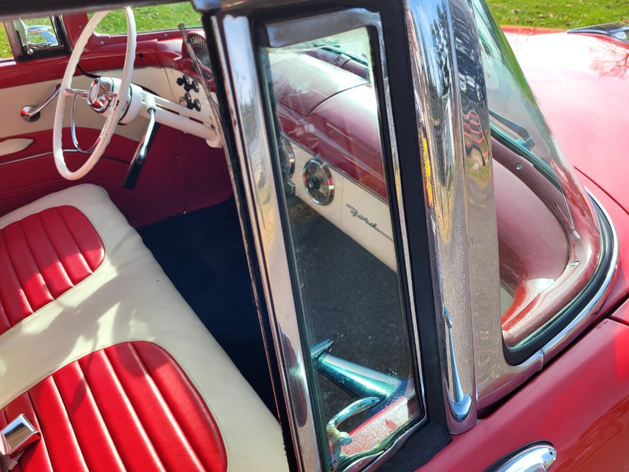 1955 Ford Fairlane 126