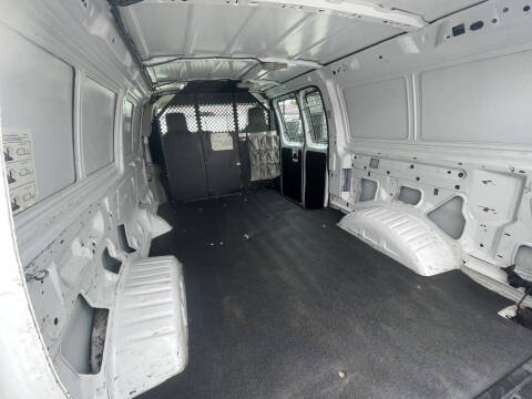 2010 Ford E-Series E-250