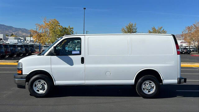 2023 Chevrolet Express 2500
