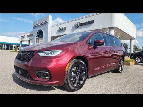2023 Chrysler Pacifica for sale at Herman Jenkins Used Cars in Union City TN