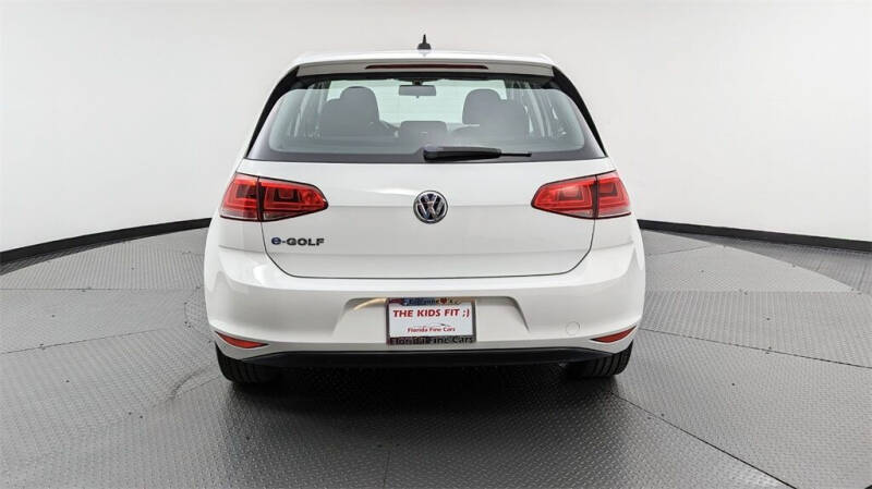 2016 Volkswagen e-Golf SE