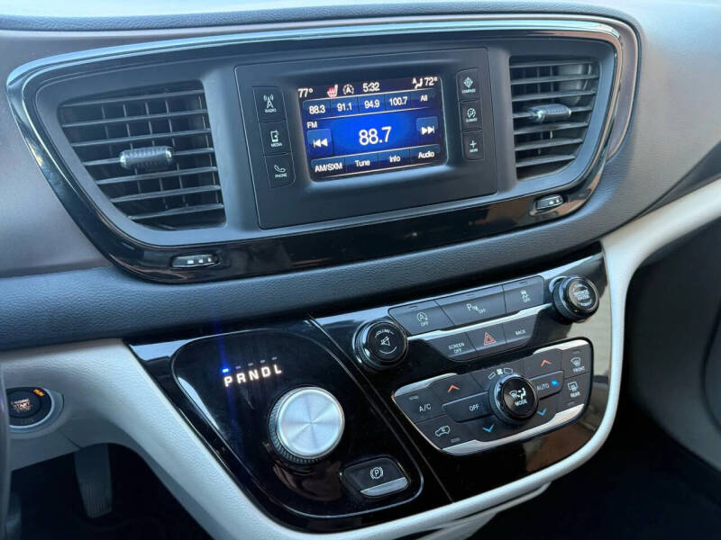 2017 Chrysler Pacifica