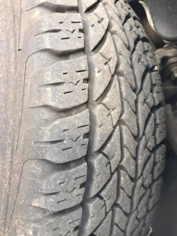 2007 Mitsubishi Raider LS