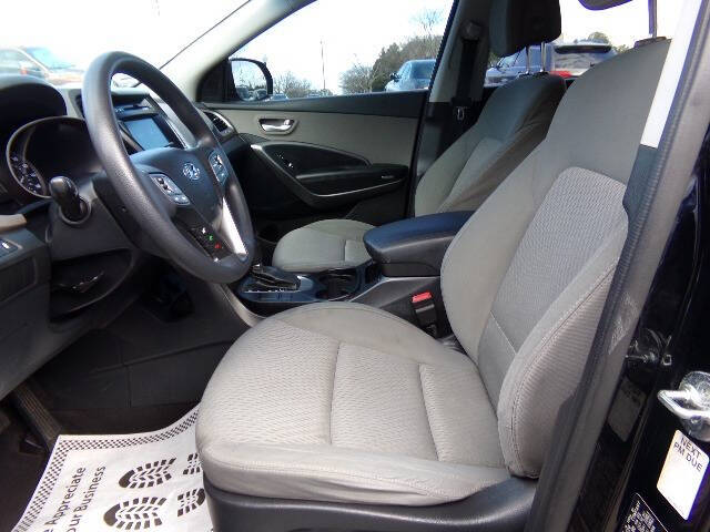 2017 Hyundai Santa Fe SE