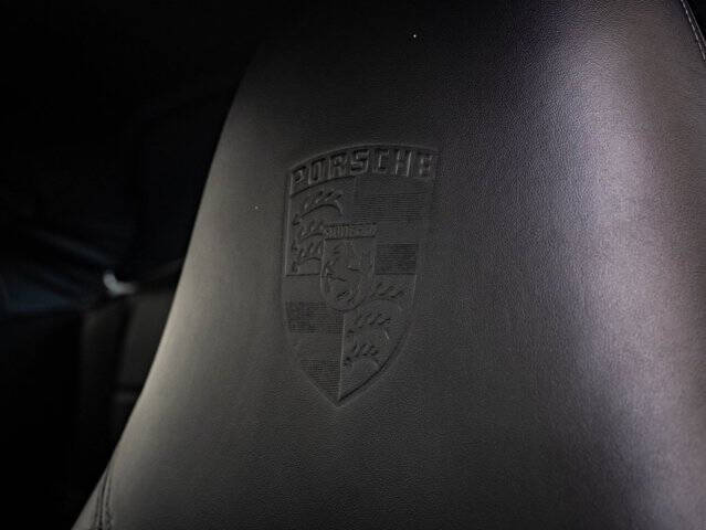 2004 Porsche 911 Carrera 4