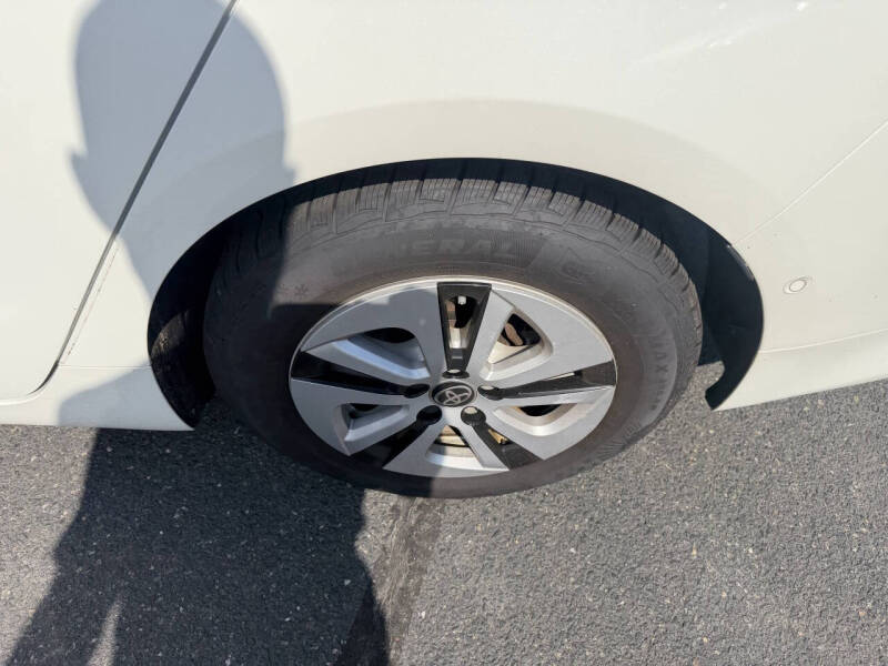 2018 Toyota Prius Three