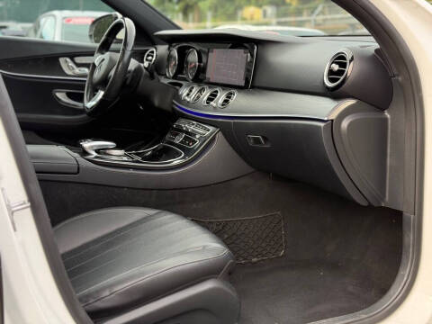 2017 Mercedes-Benz E-Class E 300